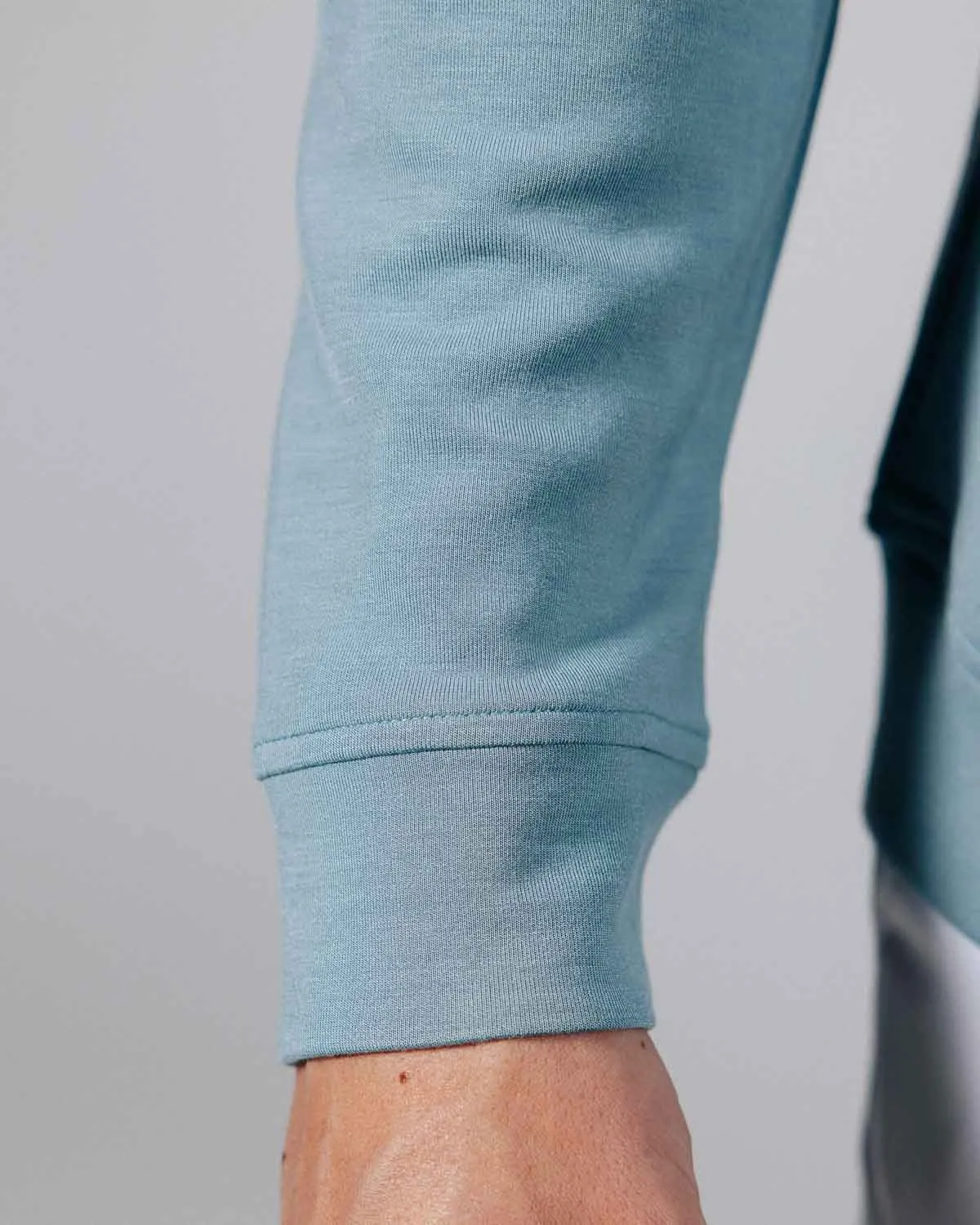 Men's Stone Blue Golf Crew Neck,Men Top