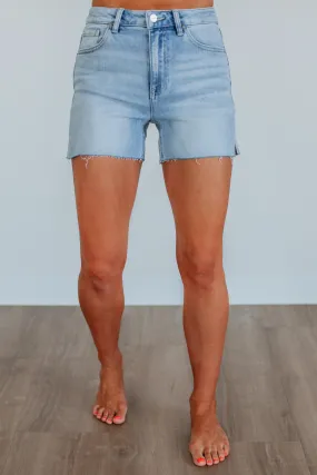 Tinley Risen Shorts - Light Wash
